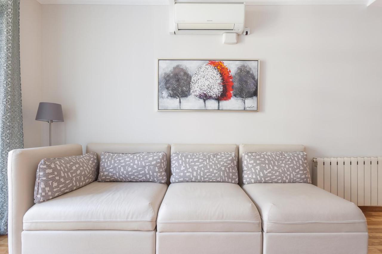 Art House Fira Apartments Barcelona Exterior foto